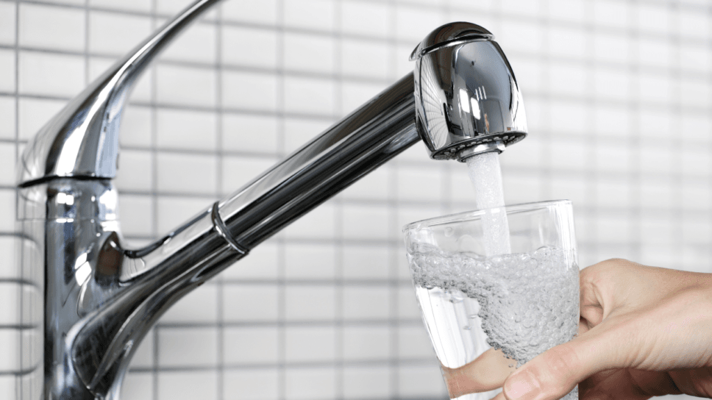 Why Does My Tap Water Taste Bad? McCowin Featured Img 17 1024x576